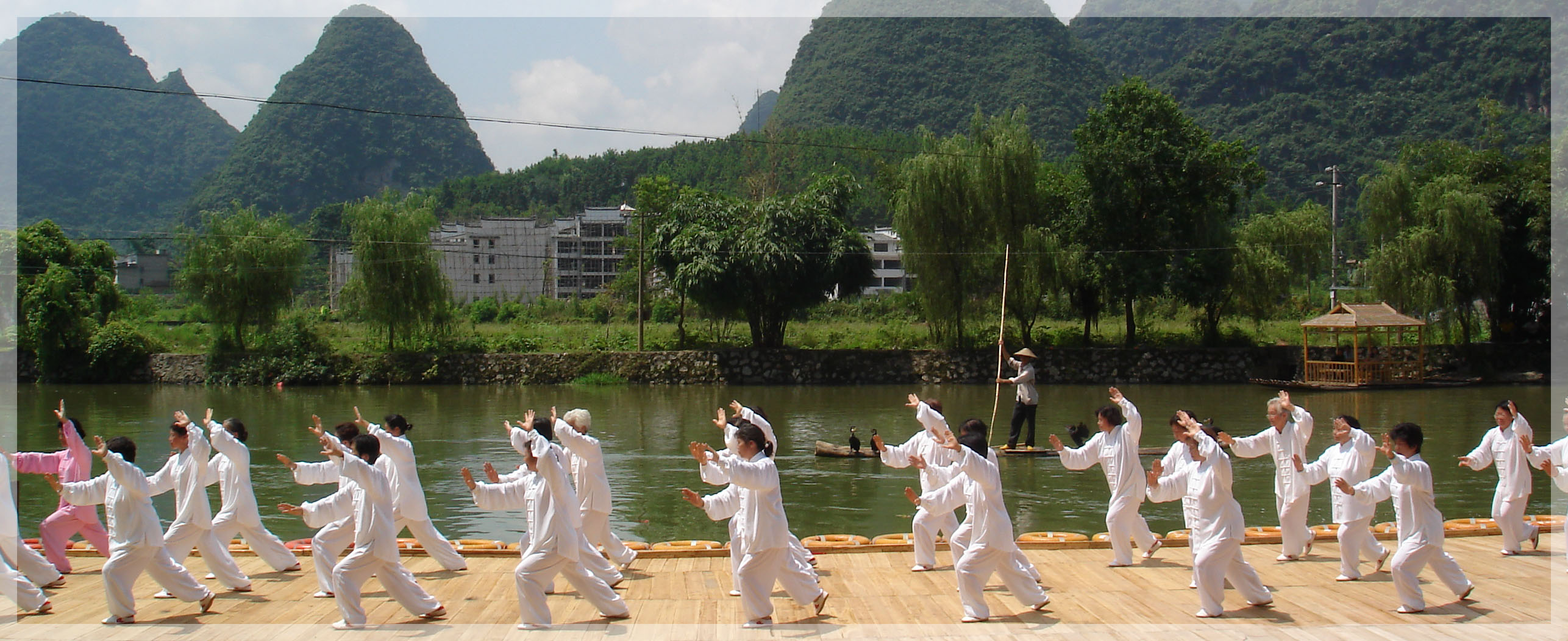 Praktisera Tai Chi och Qigong i Kina
